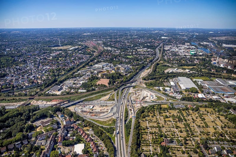 Aerial view, motorway junction Herne, new construction tunnel Baukau from the A43 to the A42, Herne, Ruhr area, North Rhine-Westphalia, Germany, motorway A42, motorway A43, DE, Europe, distant view, aerial view, aerial photography, aerial photography, Rhine-Ruhr metropolitan region, road traffic, overview, traffic volume, bird's-eye view, overview