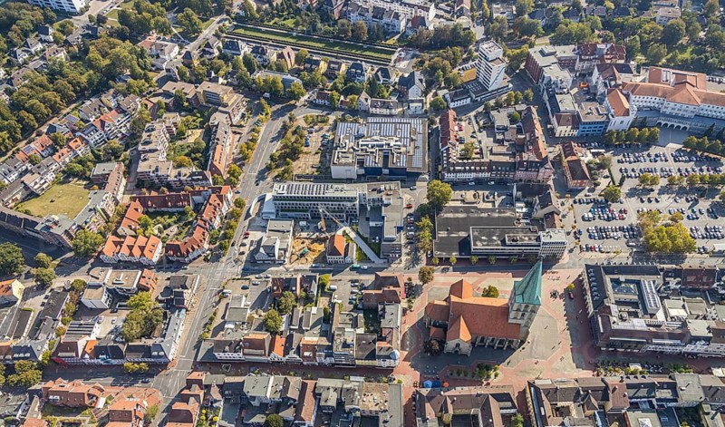 Aerial view, Widumstraße construction site, demolition for new WA office building, Radio Hamm Betriebs- und Verwaltungsgesellschaft mbH, Westfälischer Anzeiger, evang. Pauluskirche, Hamm, Ruhr area, North Rhine-Westphalia, Germany, demolition work, place of worship, construction work, building, construction area, building site, building plots, construction project, construction site, DE, Europe, religious community, place of worship, church, parish, denomination, aerial photograph, aerial photography, aerial photography, new building, religion, Stadtanzeiger Hamm, overview, bird's-eye view, newspaper publisher, birds-eyes view, overview