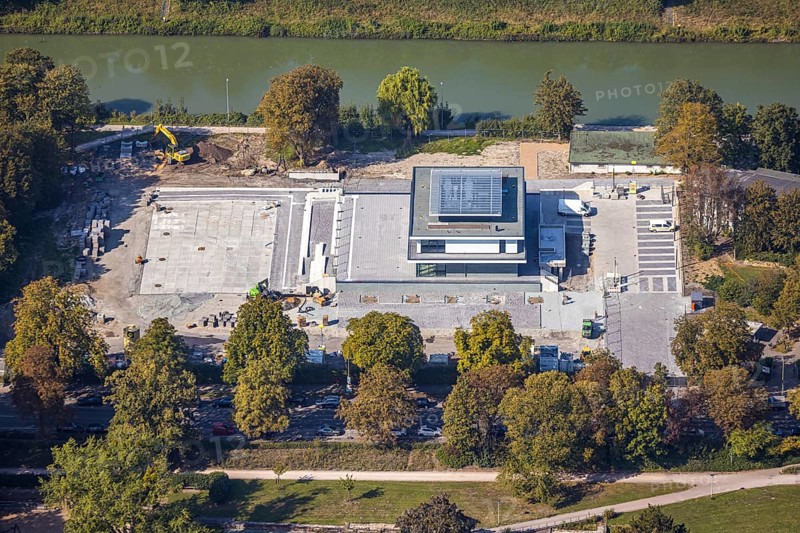 Aerial view, new construction water sports centre, construction area Adenauerallee, at Hammonense grammar school, Hamm, Ruhr area, North Rhine-Westphalia, Germany, An der Schleuse, construction work, construction, construction vehicles, construction area, construction site, building plots, construction crane, construction measure, construction project, construction site, DE, Datteln-Hamm Canal, development, Europe, canal edge, aerial view, aerial photography, aerial photography, new construction, overview, bird's eye view, water sports, birds-eyes view, overview