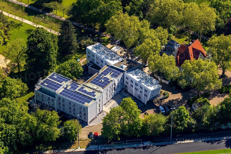 Aerial photo, Parkhotel Herne, Herne, Ruhr area, North Rhine-Westphalia, Germany, DE, Europe, gastronomy, hotel, hotel facilities, hotel business, aerial photography, aerial photography, overview, bird's-eye view, birds-eyes view, overview