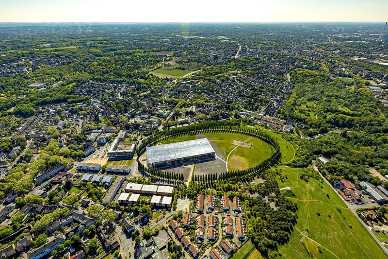 Aerial view, tree avenue Mont-Cenis colliery, Mont-Cenis academy, Herne, Ruhr area, North Rhine-Westphalia, Germany, tree circle, DE, energy park, Europe, distant view, training institute, aerial view, aerial photography, aerial photography, Mont-Cenis square, terraced houses, overview, bird's-eye view, former Mont-Cenis colliery, former coal mine, overview