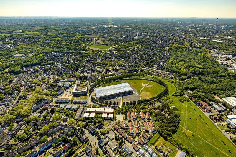 Aerial view, tree avenue Mont-Cenis colliery, Mont-Cenis academy, Herne, Ruhr area, North Rhine-Westphalia, Germany, tree circle, DE, energy park, Europe, distant view, training institute, aerial view, aerial photography, aerial photography, Mont-Cenis square, terraced houses, overview, bird's-eye view, former Mont-Cenis colliery, former coal mine, overview