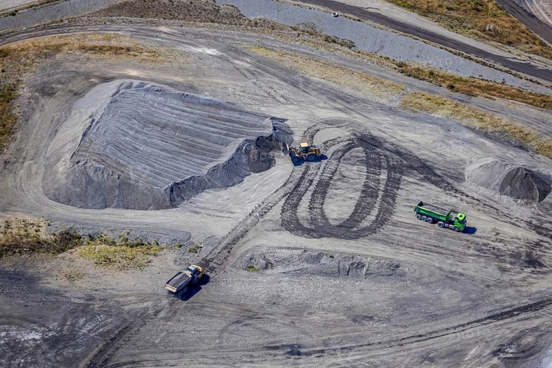 Aerial view, central landfill Emscherbruch ZDE, former Graf Bismarck colliery, AGR, Abfallentsorgungs-Gesellschaft Ruhr Area mbH, Resser Mark, Gelsenkirchen, city limits Herne, Ruhr area, North Rhine-Westphalia, Germany, DE, Europe, birds-eyes view, aerial photograph, aerial photography, aerial photography, overview, bird's-eye view, Herne