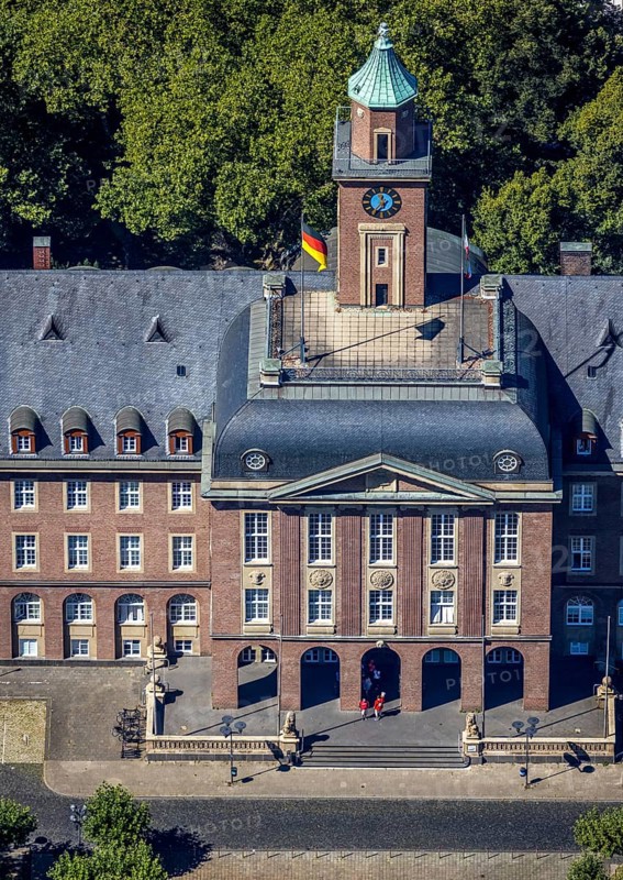 Aerial view, town hall Herne, Herne, Ruhr area, North Rhine-Westphalia, Germany, authority, DE, Europe, municipal administration, local government, aerial photograph, aerial photography, aerial photography, Rhine-Ruhr metropolitan region, town hall, city administration, overview, administrative area, bird's-eye view, overview, local elections