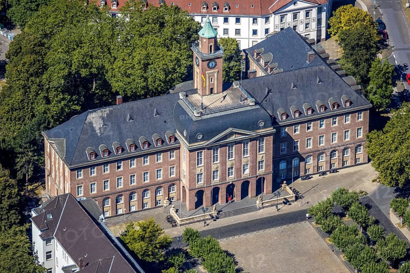 Aerial view, town hall Herne, Herne, Ruhr area, North Rhine-Westphalia, Germany, authority, DE, Europe, municipal administration, local government, aerial photograph, aerial photography, aerial photography, Rhine-Ruhr metropolitan region, town hall, city administration, overview, administrative area, bird's-eye view, overview, local elections