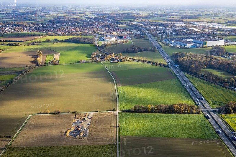 Aerial view, construction site for wind turbines, Hellweg, near the A2 motorway, Rhynern, Hamm, Ruhr area, North Rhine-Westphalia, Germany, A2 motorway, construction work, construction, construction area, building site, building plots, construction project, construction site, DE, Europe, distant view, aerial view, aerial photography, aerial photography, new construction, overview, bird's-eye view, wind turbines, meadows and fields, wind energy, wind turbine, wind power, wind turbine, wind turbines, bird's-eye view, overview