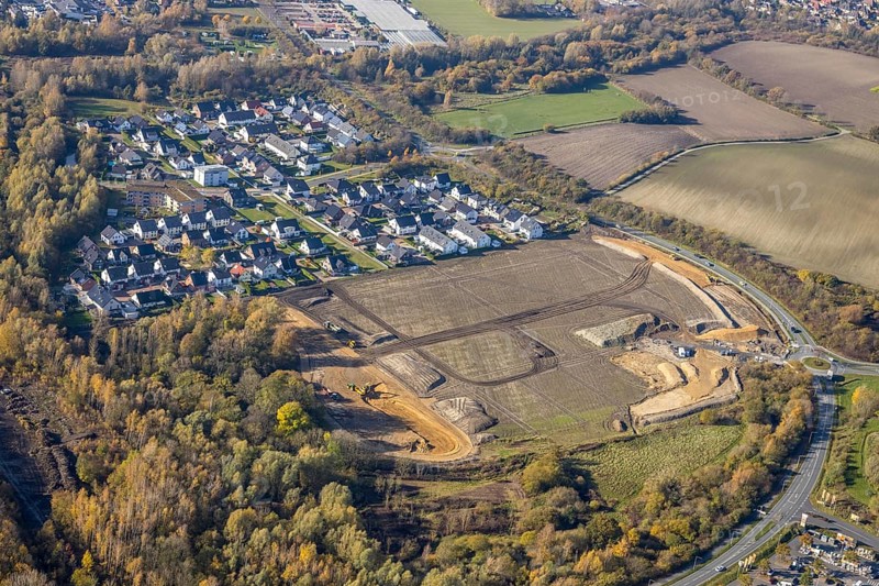 Aerial view, construction area at Sachsenring, roundabout, housing estate, Heessen, Hamm, Ruhr area, North Rhine-Westphalia, Germany, construction work, construction, construction area, building site, building plots, construction project, construction site, DE, Europe, property tax, real estate, roundabout, aerial view, aerial photography, aerial photography, new construction, overview, bird's eye view, residential complex, living and living, residential area, residential buildings, residential quality, residential area, birds-eyes view, overview