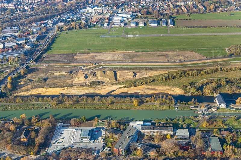 Aerial photo, Lippe reconstruction Hamm, Lippe floodplain recreation area, City of Hamm, Lippe floodplain recreation area, Hamm-Lippewiesen airfield, LSC-Hamm, EDLH, Lippe floodplain near the city centre, reconstruction of the floodplain landscape, Lippe floodplain recreation area Hamm Heessen construction site, Hamm, Ruhr area, North Rhine-Westphalia, Germany