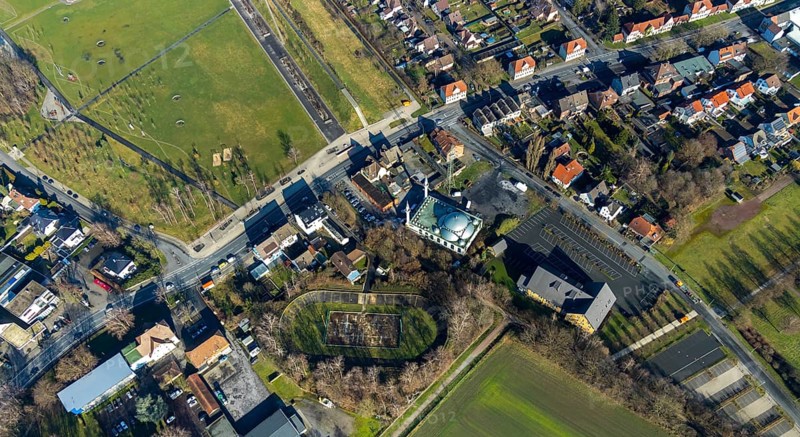 Aerial view, Barbara-Stadion, Ulu Mosque, Herringen, Hamm, Ruhr area, North Rhine-Westphalia, Germany, DE, Dortmunder Straße, Europe, religious community, aerial view, aerial photography, aerial photography, religion, roller hockey, SK Germania Herringen e.V., sports, sports facilities, sports field, sports facility, stadium, overview, bird's eye view, bird's eye view, overview