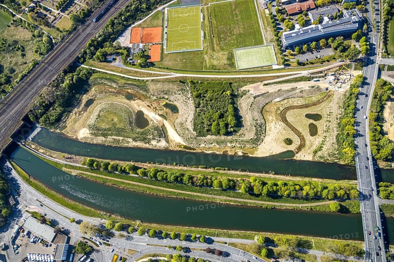 Aerial view, hockey and tennis club Hamm Philip-Reis-Straße, Lippe river, Hamm, Ruhr area, North Rhine-Westphalia, Germany, Duisburg, DE, Europe, birds-eyes view, aerial photograph, aerial photography, aerial photography, overview, bird's eye view