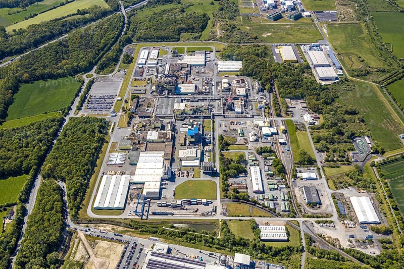 Aerial view, Uentrop DuPont plant, overview of the Dupont chemical plant, plastics plant, high-performance plastics Zytel®HTN, Hamm, Ruhr area, North Rhine-Westphalia, Germany, DE, Europe, birds-eyes view, aerial photograph, aerial photography, aerial photography, overview, bird's eye view
