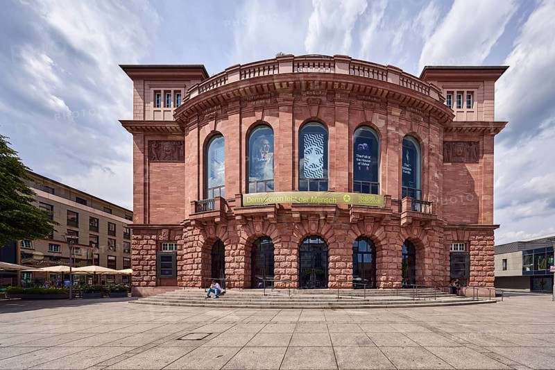 Staatstheater Mainz, theatre, philharmonic, court builder Georg Moller, entrance area, staircase, blue sky, cumulus clouds, nimbostratus clouds, rain front, Gutenbergplatz square, Mainz, state capital, district-free city, Rhineland-Palatinate, Germany