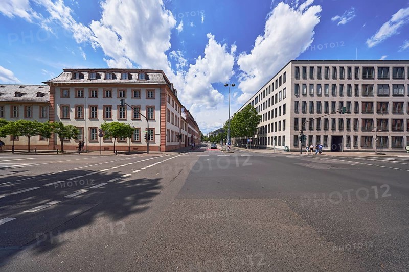 Mainz State Museum, Cultural History Museum, Ministry of Climate Protection, Environment, Energy and Mobility, Ministry of the Environment, Marstall, historic building, Baroque style, modern architecture, lantern, traffic light crossing, street, traffic area, blue sky, cumulus clouds, Große Bleiche, Bauhofstraße and Flachsmarktstraße intersection, Mainz, state capital, district-free city, Rhineland-Palatinate, Germany