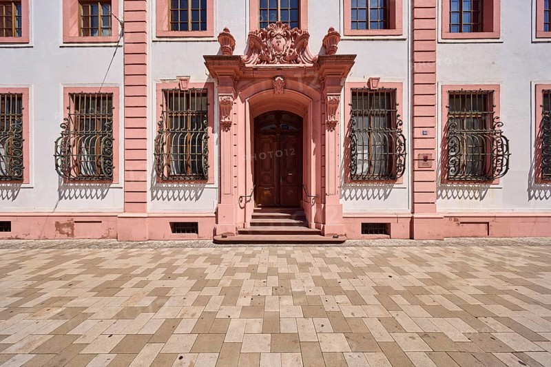 Erthaler Hof, Adelshof, classicism style, entrance area, façade with windows, doors and latticing, concrete paving stone walkway, sunny, street Schillerstraße, Mainz, state capital, district-free city, Rhineland-Palatinate, Germany