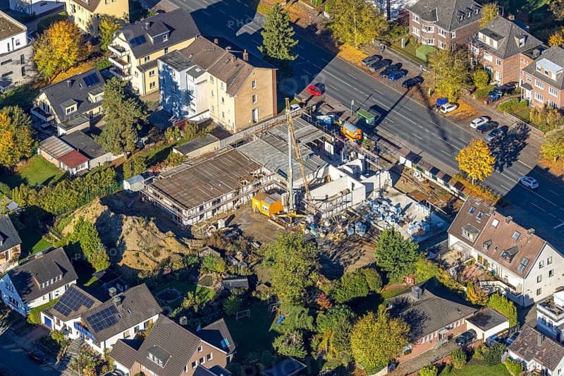Aerial view, construction site for apartments and daycare at Ostenallee 122, Üntrop, Hamm, Ruhr region, North Rhine-Westphalia, Germany, construction area, building plot, construction crane, construction project, construction project, construction site, DE, Europe, kindergarten, daycare center, daycare center, aerial photography, aerial photography, new building, overview, birds-eyes view, overview, birds-eyes view, overview