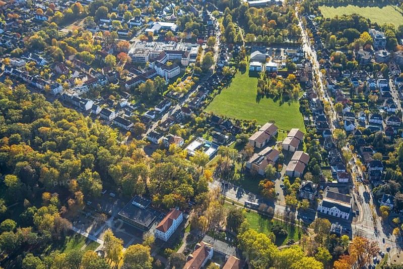 Aerial view, Johanniter-Kliniken Hamm location Knappenstraße, meadow area on Soester Straße, Uentrop, Hamm, Ruhr region, North Rhine-Westphalia, Germany, DE, Europe, healthcare, hospital, clinic, hospital, aerial photography, aerial photography, medical facility, medical assistance, overview, birds-eyes view, overview, medical care
