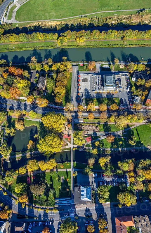 Aerial view, water sports center and norring park on the Datteln-Hamm Canal, autumn trees, Mitte, Hamm, Ruhr area, North Rhine-Westphalia, Germany, trees in autumn colors, DE, Europe, autumn, autumn colors, autumn mood, aerial photography, sports center, overview, bird's eye view, water sports, birds-eyes view, overview
