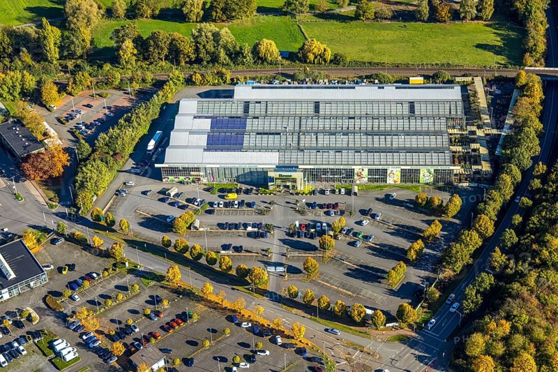 Aerial view, Hesse garden center with parking lot, Rhynern district, Hamm, Ruhr area, North Rhine-Westphalia, Germany, DE, Europe, commercial establishment, commercial area, commercial property, commercial location, commercial use, aerial photography, aerial photography, overview, birds-eyes view, overview
