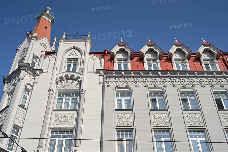 Detail, façade, art nouveau residential building, art nouveau quarter, Terbatas iela 33, old town, Riga, Latvia