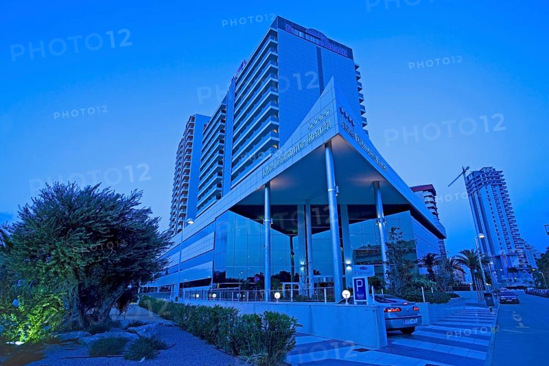 Hotel complex, Diamante Beach El Hotel AR Diamate Beach Hotel in Calpe, night view, Valencia, Costa Blanca, Spain