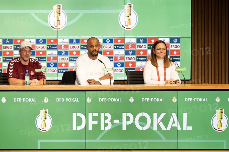 (DFL/DFB REGULATIONS PROHIBIT ANY USE OF PHOTOGRAPHS AS IMAGE SEQUENCES AND/OR QUASI-VIDEO), Rhein Energie Stadion, Cologne, North Rhine-Westphalia, PK Lukas Kwasniok (1.FC Cologne, Haed Coach) and Vincent Kompany (FC Bayern Munich, Haed Coach), DFB Cup 1.FC Cologne, FC Bayern Munich on 29.10.2025 at the Rhein Energie Stadium in Cologne Germany