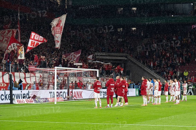 (DFL/DFB REGULATIONS PROHIBIT ANY USE OF PHOTOGRAPHS AS IMAGE SEQUENCES AND/OR QUASI-VIDEO), Rhein Energie Stadion, Cologne, North Rhine-Westphalia, FC Team ahead of the South Curve, DFB-Pokal 1.FC Cologne, FC Bayern Munich on 29.10.2025 at the Rhein Energie Stadium in Cologne Germany