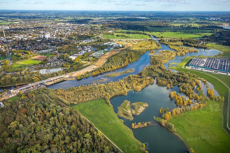 Aerial view, Lippe estuary, construction site and new Lippe bridge building and extension with feeder federal road B8, river Lippe and NSG, view of Wesel, Lower Rhine, North Rhine-Westphalia, Germany, construction site, building plots, construction project, construction site, DE, Europe, aerial photography, aerial photography, new building, overview, bird's eye view, Wesel, birds-eyes view, overview
