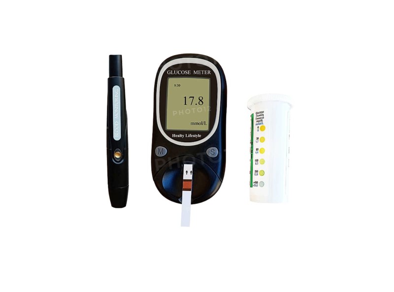 Medical glucose meter for measuring blood sugar levels in sick patients with problematic insulin