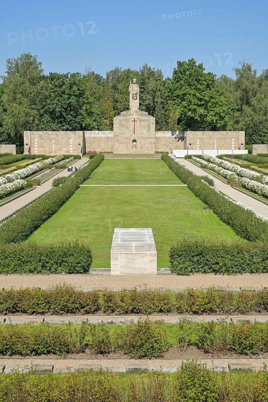 Burial ground, statue of Mother Latvia with her fallen sons in the back, Brothers' Cemetery, National Memorial to the Fallen of the First World War and the Latvian Independence Struggle, Riga, Latvia