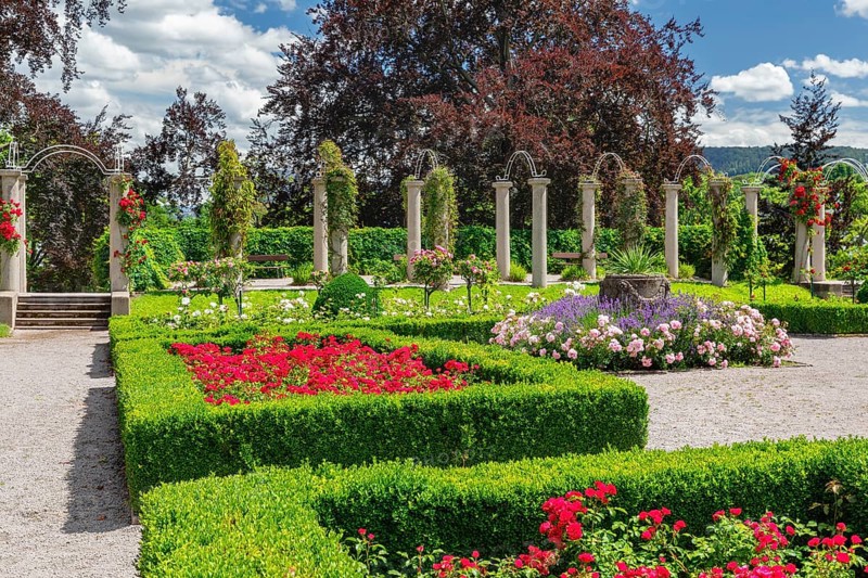 Rosengarten am Rosensteinmuseum, Rosensteinpark, Stuttgart, Baden-Württemberg Germany, Stuttgart, Baden-Württemberg, Germany