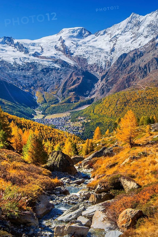 View from Kreuzboden to Saas-Fee with Alphubel 4206m in autumn, Saas-Grund, Saasertal, Valais, Switzerland