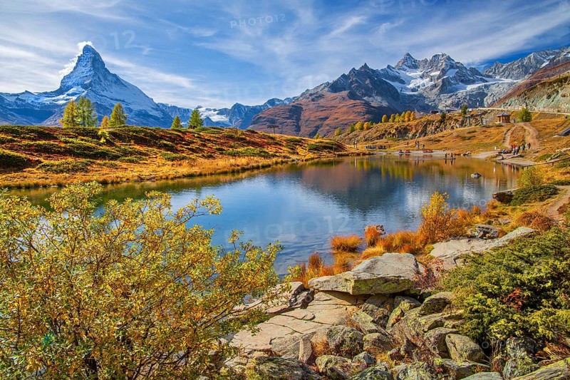Leisee below the Sunnegga with Matterhorn 4478m and Zinalrothorn 4221m in autumn, Zermatt, Mattertal, Valais, Switzerland