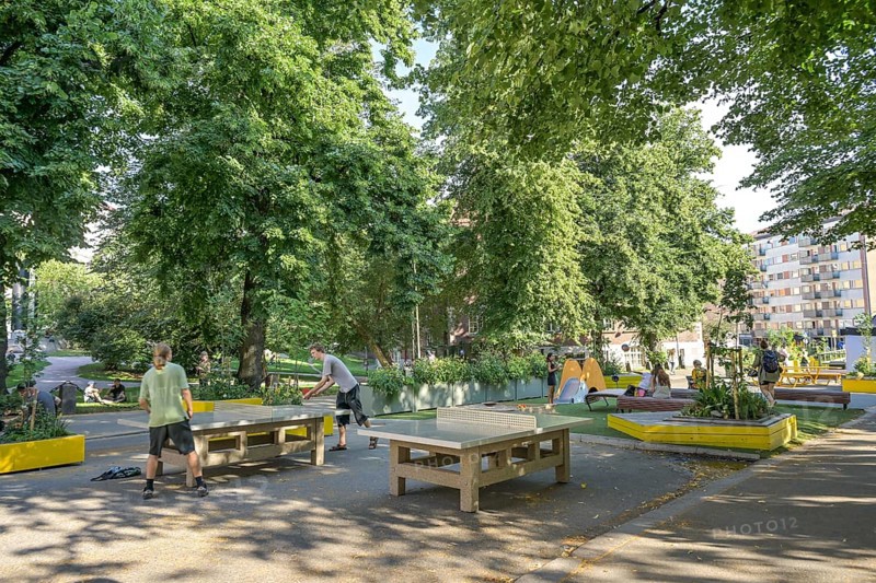 People, leisure, Karhupuisto Park, Kallio, Helsinki, Finland