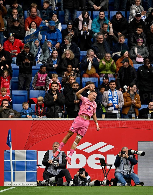 Goal cheers Tim Lemperle TSG 1899 Hoffenheim (19) shirt of TSG 1899 Hoffenheim, special jersey, action against breast cancer, breast cancer awareness campaign, sports photographers, press photographers, PreZero Arena, Sinsheim, Baden-Württemberg, Germany