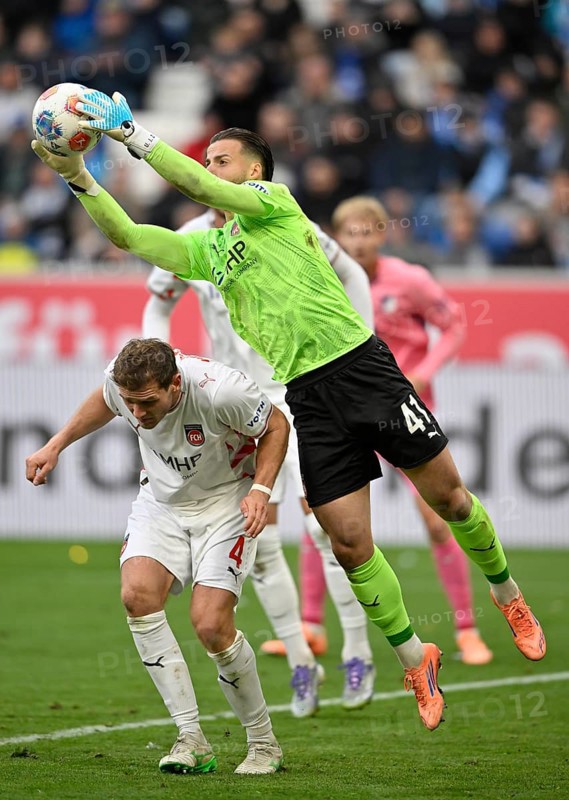 Goalkeeper Diant Ramaj 1. FC Heidenheim 1846 FCH (41) Action Tim Siersleben 1. FC Heidenheim 1846 FCH (04) PreZero Arena, Sinsheim, Baden-Württemberg, Germany