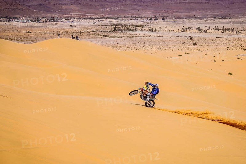 Sahara, desert, Algeria, dune, sand, vastness, landscape, panorama, endless, danger, heat, adventure, tag hit, away from civilization, rally, rally, bike, motorcycle, extreme sports, action, Wheely, accident