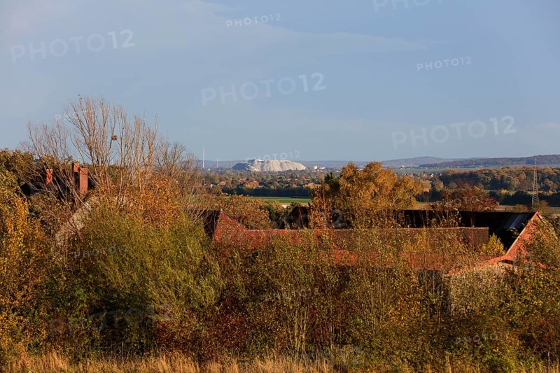 Waste dump former potash mine near Sehnde, seen from the mountain village of Lüdersen, city of Springe, Hanover region, Lower Saxony, Germany
