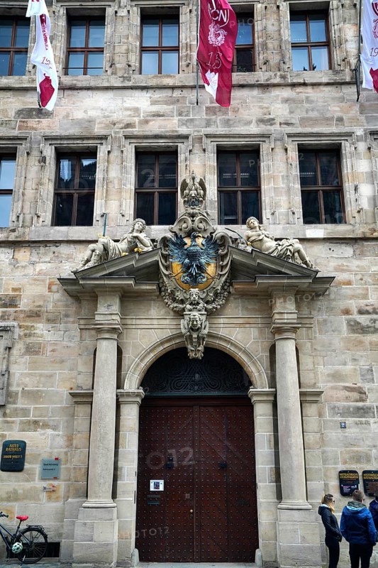 Coat of arms with eagle and allegorical figures, office of the Nuremberger Reichsschultheiß, old town hall, also Wolff'scher Bau, old town, Nuremberg, Middle Franconia, Bavaria, Germany