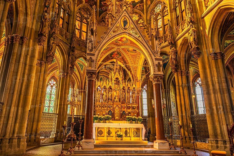 The main altar in the neo-gothic votive church, Vienna, Austria