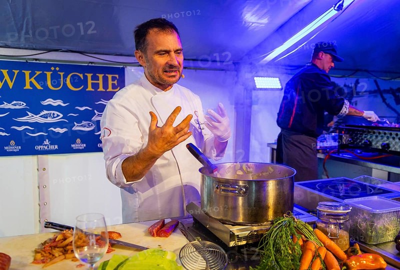 Fish and Forest Festival Moritzburg, show chef Daniel and fish sommelier Sandro Dietrich in action, Moritzburg, Saxony, Germany