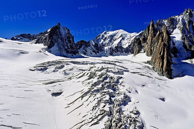 View of the mountains from the Télécabine Panorama Railway, La Tour Ronde, Mont Blanc, Mont Maudit, Le Mont Blanc du Tacul, in the foreground the glacier du Géant, Chamonix-Mont-Blanc, Haute-Savoie, France