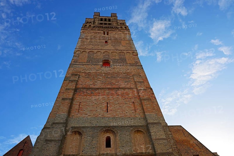 Historic St. Salvator Cathedral, Sint-Salvatorskathedraal, in the old town of Bruges, powerful tower, UNESCO World Heritage Site, Flanders, Belgium