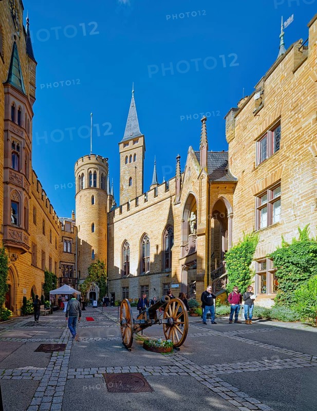 Courtyard, Hohenzollern Castle, ancestral home of the House of Hohenzollern, noble family, German emperors, Bisingen, Baden-Württemberg, Germany