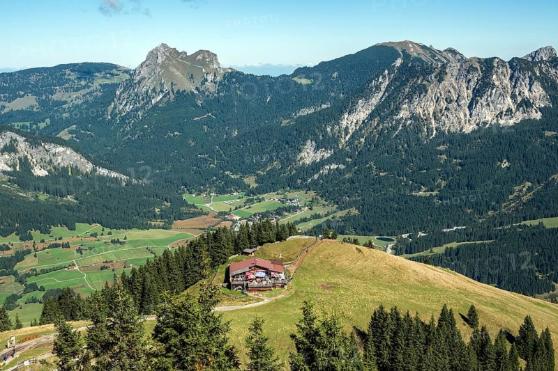 View of Gundhütte and the Tannheimer Valley from Neuerköpfle, Allgäu Alps, Tyrol, Austria