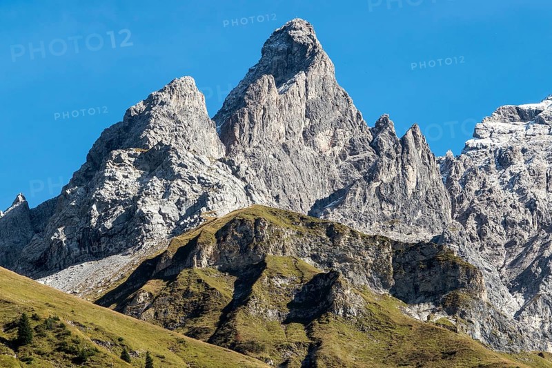 View of Trettachspitze, Allgäu Mountains, near Einödsbach, Oberstdorf, Oberallgäu, Allgäu, Bavaria Germany