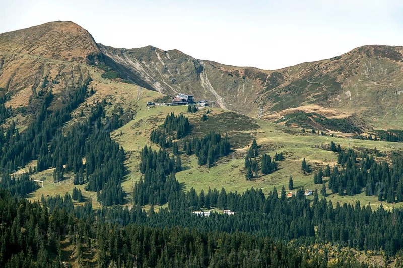 View of Fellhorn with Fellhornbahn station Schlappoldkopf, Oberstdorf, Oberallgäu, Allgäu, Bavaria Germany