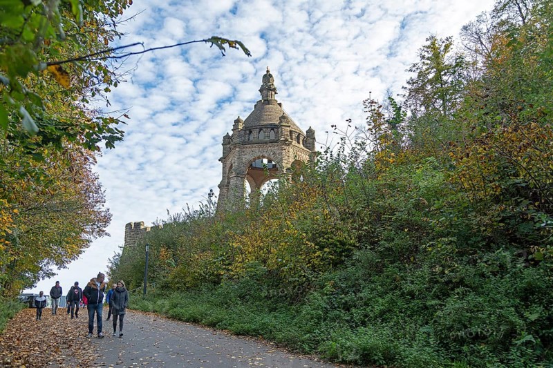 Kaiser-Wilhelm-Denkmal, way, people, Porta Westfalica, North Rhine-Westphalia, Germany