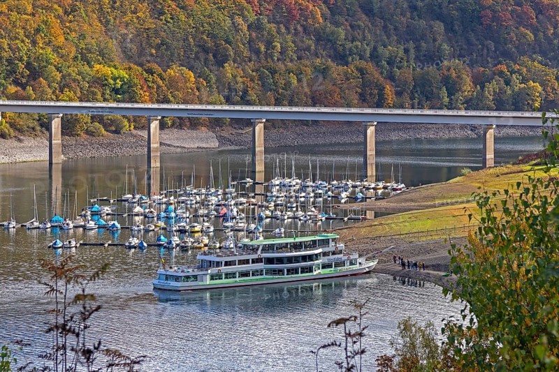 Marina, sightseeing boat, pier, Talbrücke, Sondern, Olpe, Biggesee, Sauerland, North Rhine-Westphalia, Germany