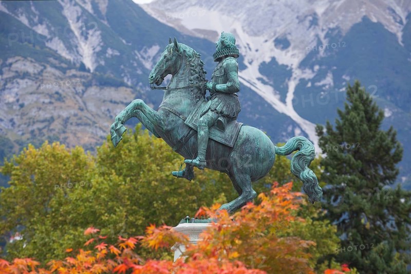 Leopold Fountain equestrian statue, monument to Archduke Leopold V, Innsbruck, Tyrol, Austria