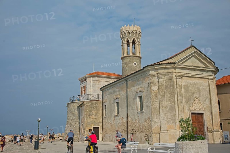 Cerkev Marije Zdravja church in the old town of Piran, Adriatic, Mediterranean, Piran, Istria, Slovenia